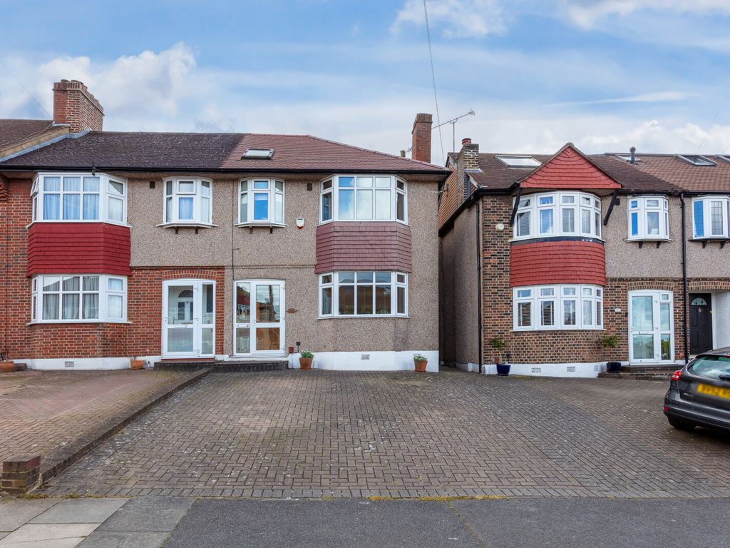 3 bed end terrace house for sale in Hillcross Avenue, Morden, Surrey