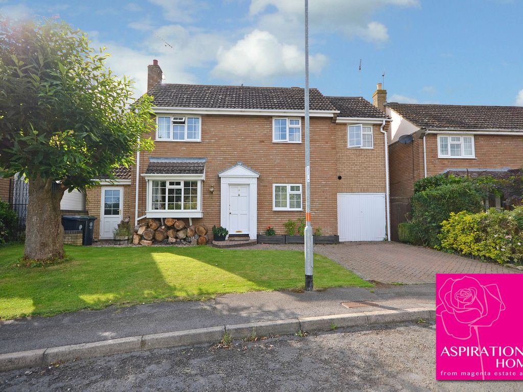 4 bed detached house for sale in Furnell Close, Raunds