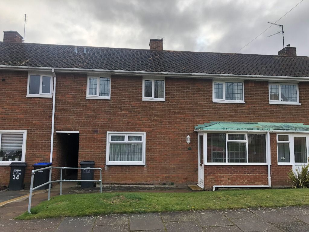 3 bed terraced house for sale in Medway Drive, Northampton NN5 Zoopla