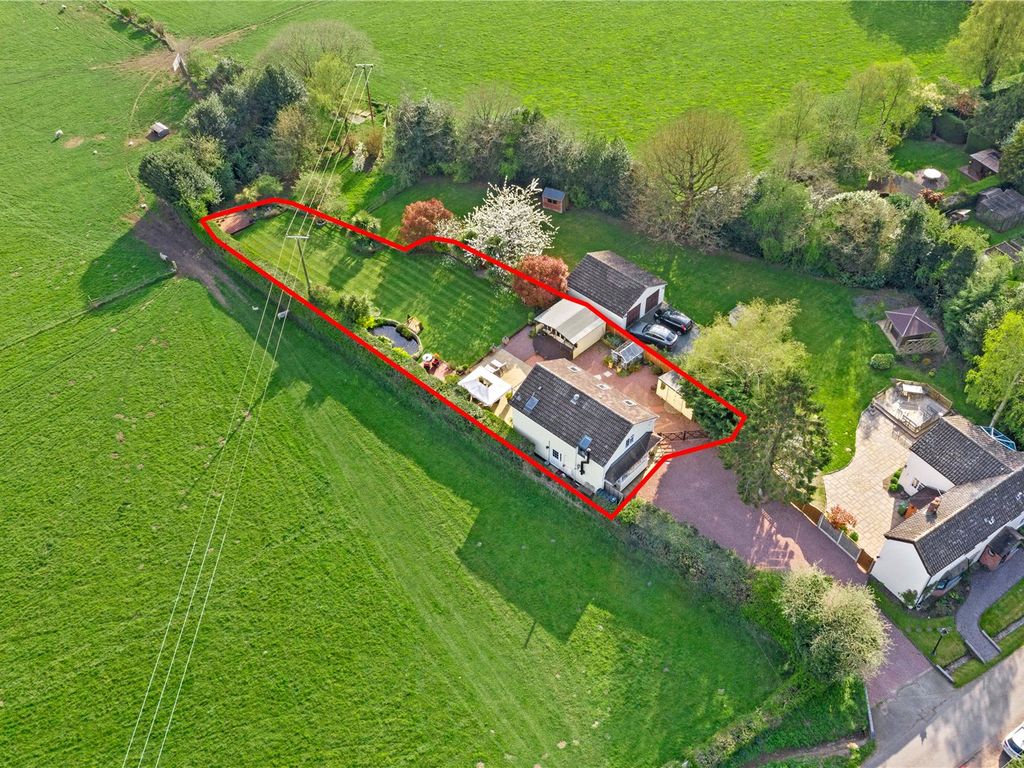 3 bed detached house for sale in Wildmoor, Bromsgrove, Worcestershire