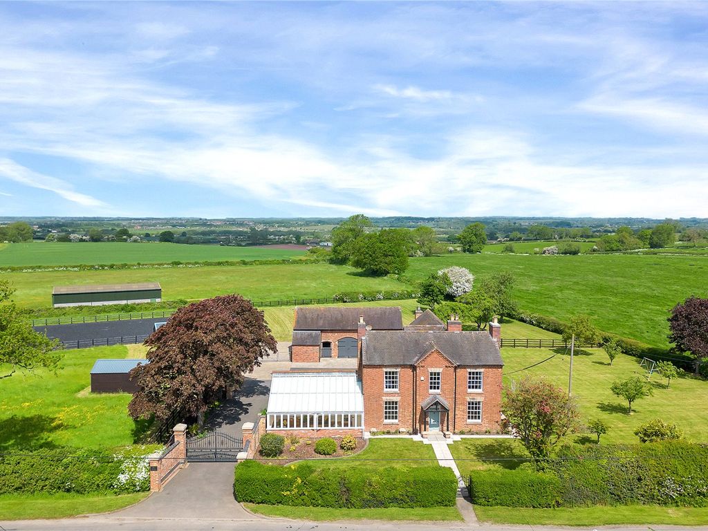 4 bed detached house for sale in Main Street, Snarestone, Swadlincote