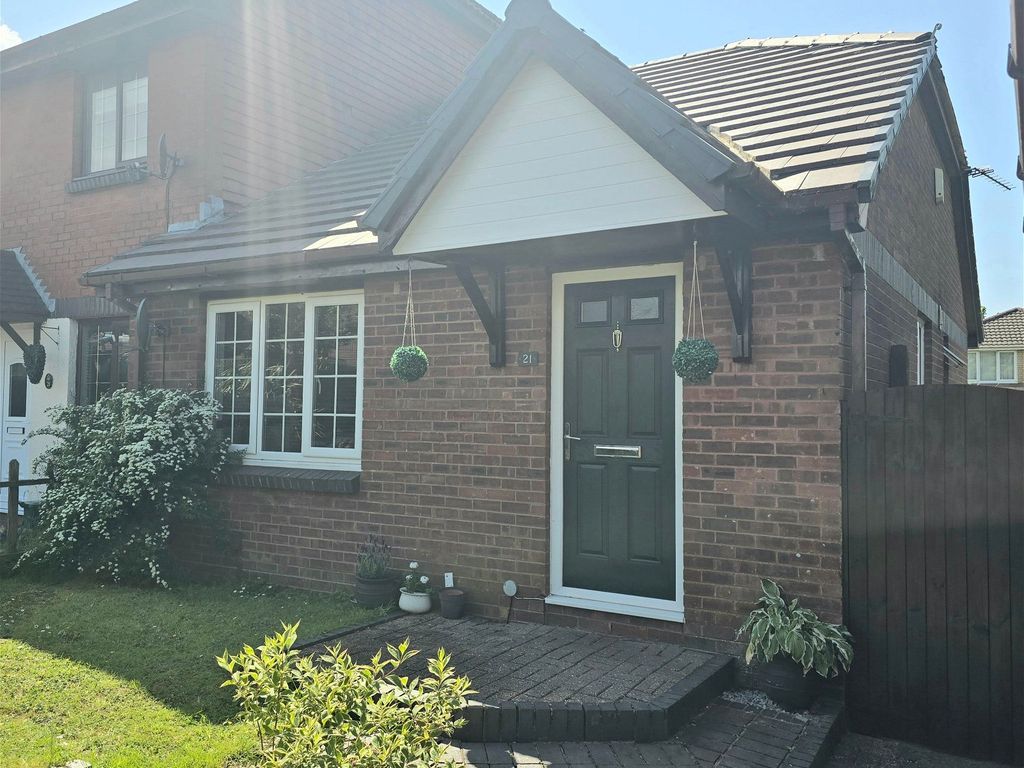 2 bed semidetached bungalow for sale in Y Waun Fach, Llangyfelach