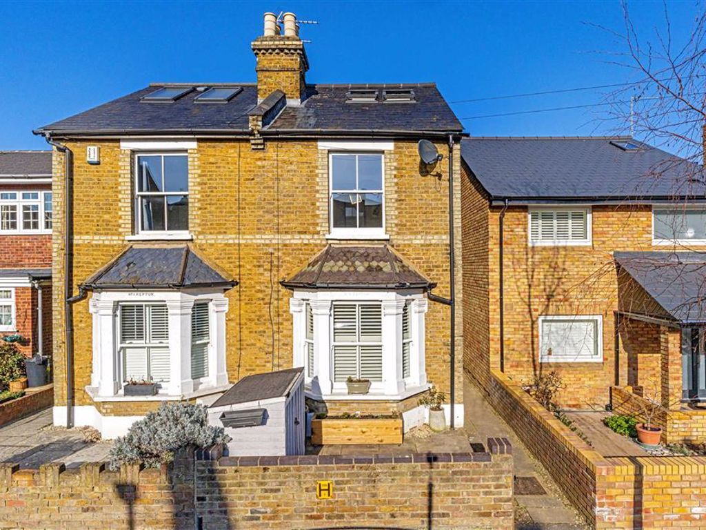 3 bed property for sale in Sunnyside Road, Teddington TW11 Zoopla