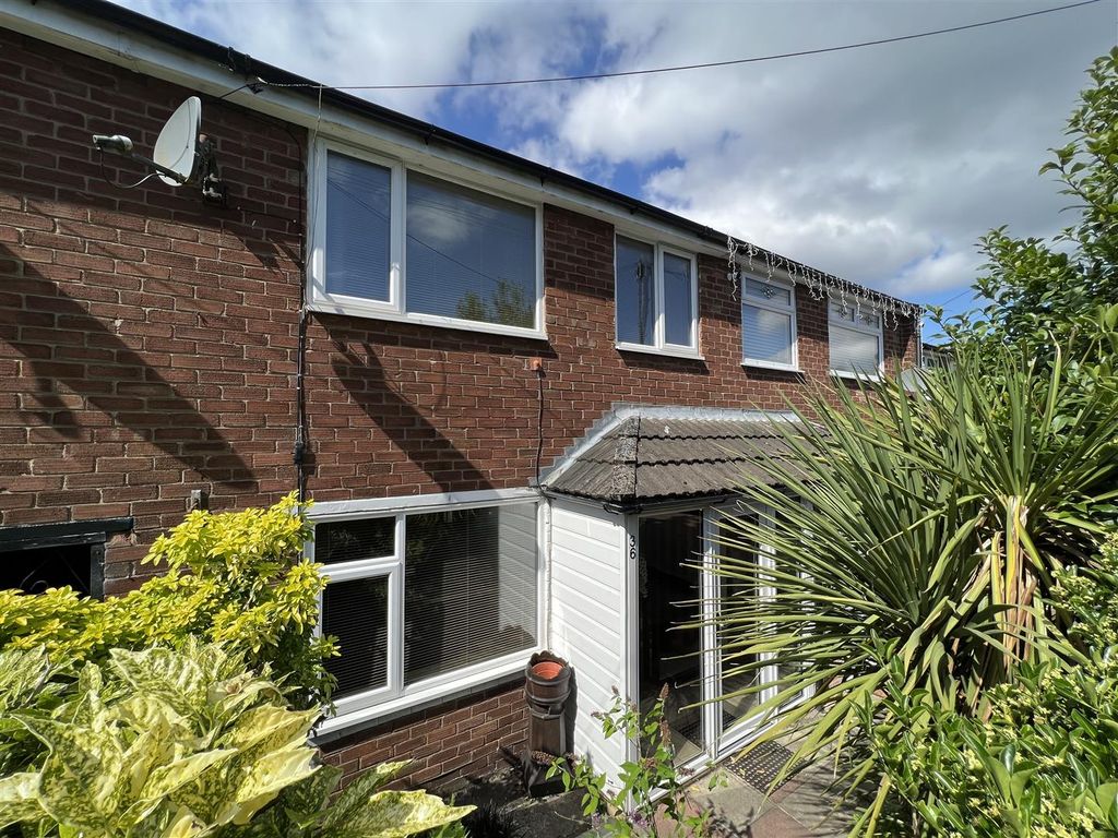 3 bed mews house for sale in Sandringham Drive, Dukinfield SK16, £
