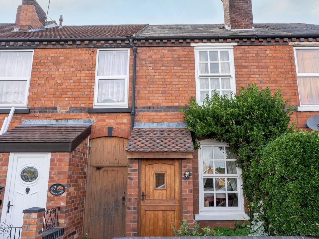 3 bed terraced house for sale in Grosvenor Road, Dudley DY3, £180,000