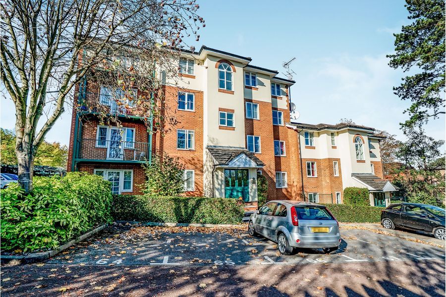 1 bed flat to rent in Alexandra Park, Queen Alexandra Road, High