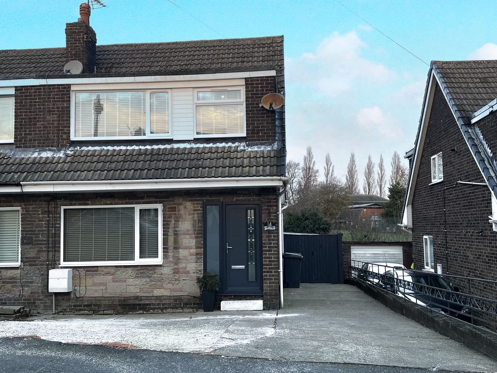 3 bed semidetached house to rent in Brockley Avenue, Shuttlewood, Chesterfield S44, £995 pcm