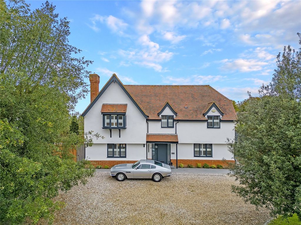 5 bed detached house for sale in Braintree Road, Felsted, Dunmow, Essex CM6, £1,325,000 Zoopla