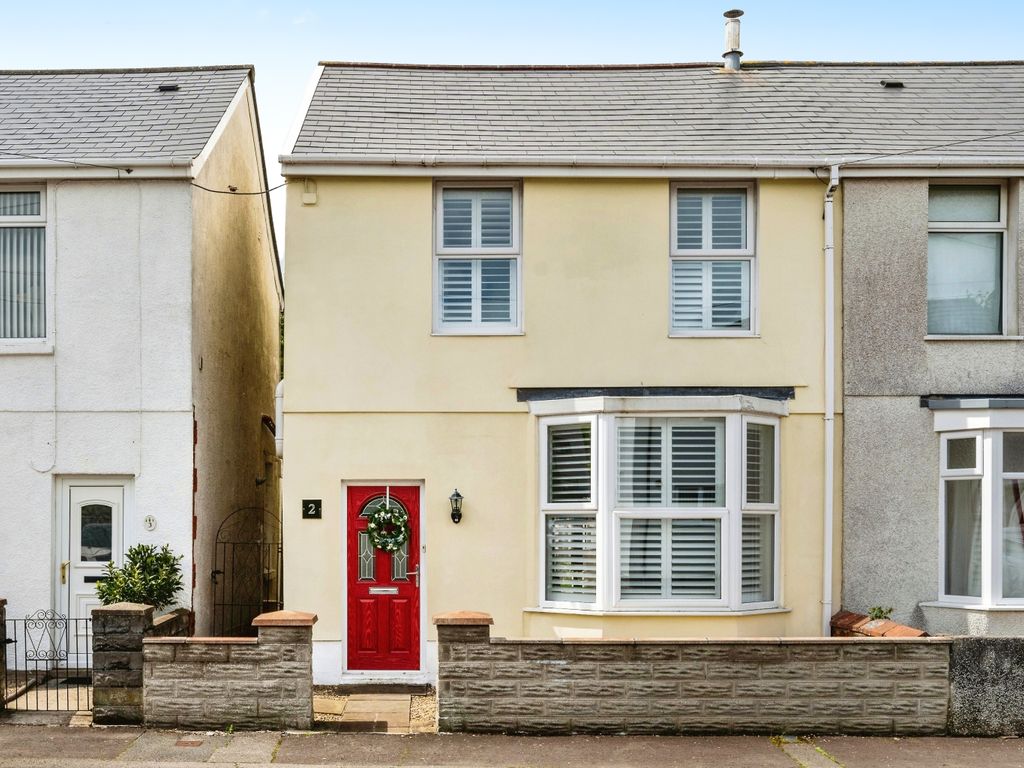 3 bed semidetached house for sale in Oakleigh Road, Loughor, Swansea