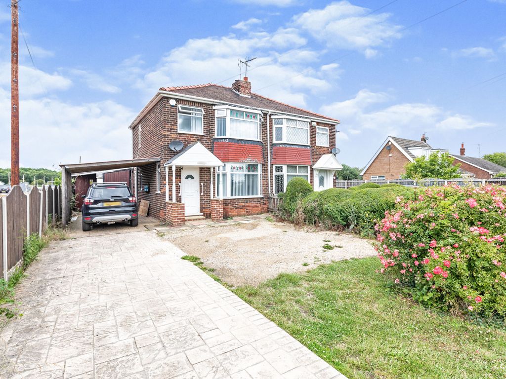 3 bed semidetached house for sale in Selby Road, Askern Doncaster DN6