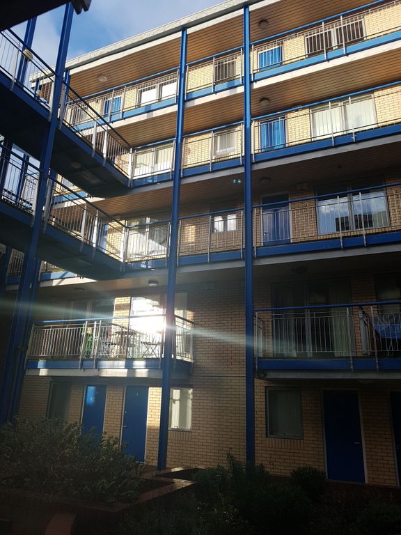 2 bed flat to rent in Pudding Chare, Newcastle Upon Tyne NE1, £850 pcm