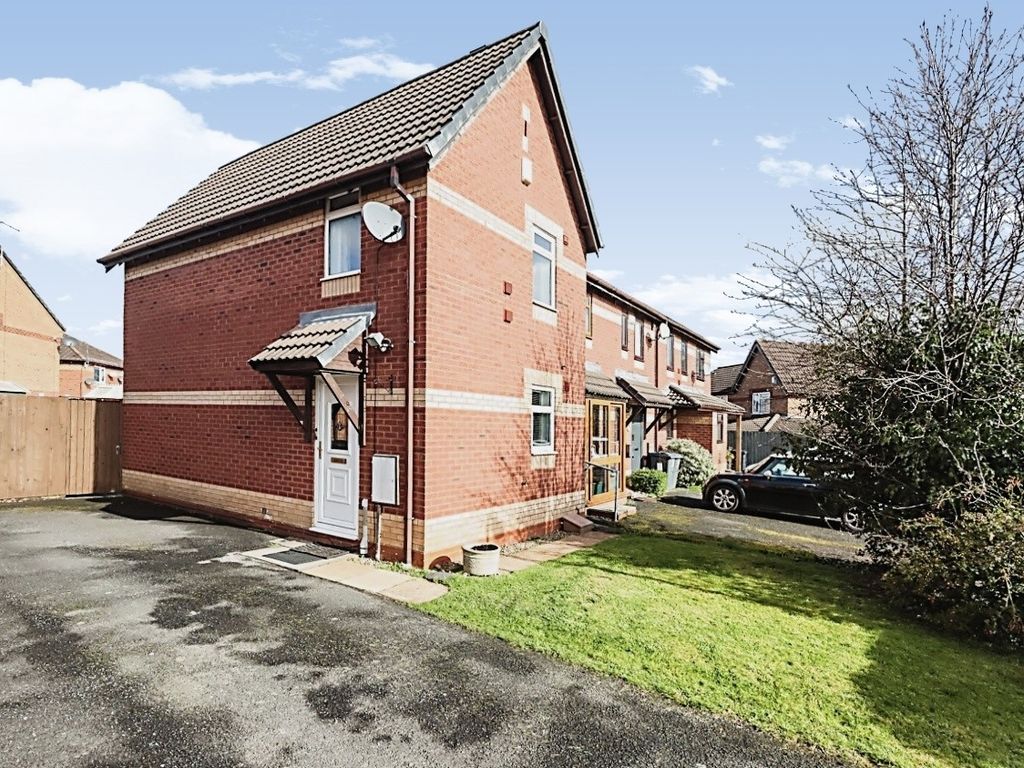 2 bed semidetached house for sale in Royal Star Close, Kitts Green