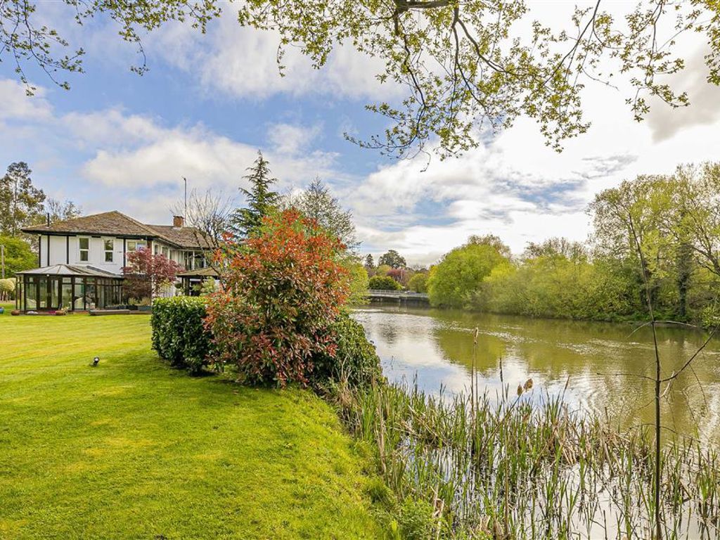 4 bed detached house for sale in Esher Road, Hersham, WaltonOnThames KT12 Zoopla