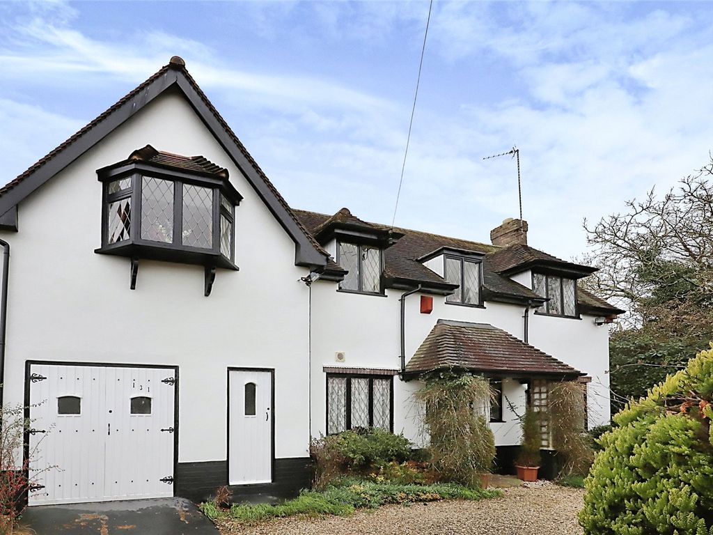 4 bed detached house for sale in Mount Road, Penn, Wolverhampton WV4