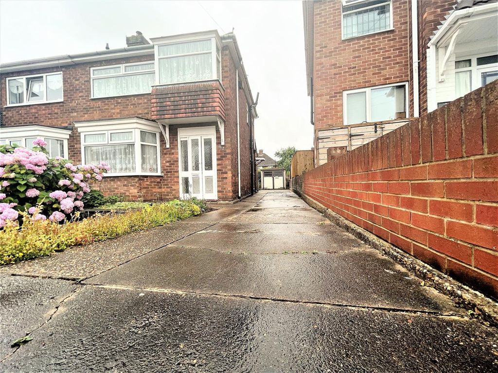 3 bed semidetached house for sale in Penshurst Road, Cleethorpes DN35