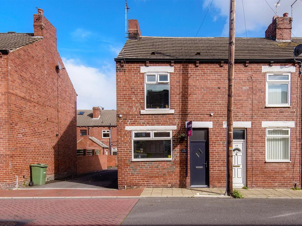 2 bed end terrace house to rent in Cannon Street, Castleford WF10 Zoopla