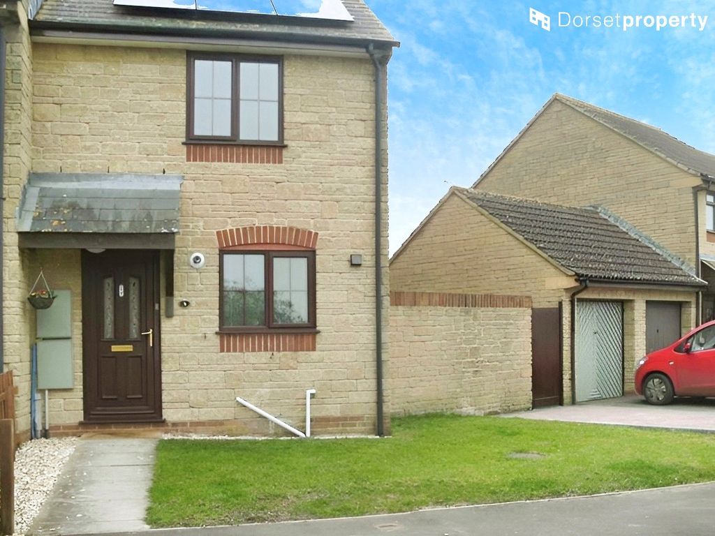 2 bed semidetached house to rent in Thrift Close, Stalbridge, Dorset