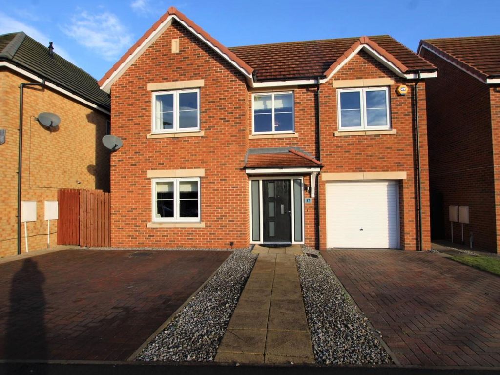 4 bed detached house for sale in Oak Crescent, Chilton, Ferryhill DL17