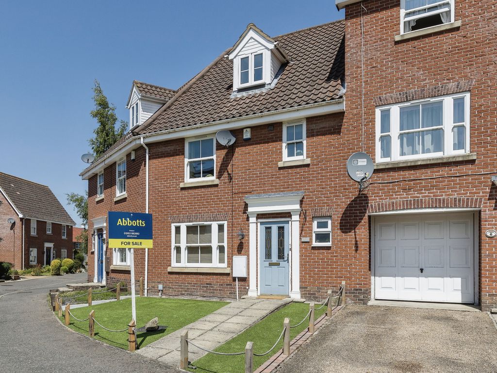 4 bed terraced house for sale in Wild Cherry Close, Watton, Thetford