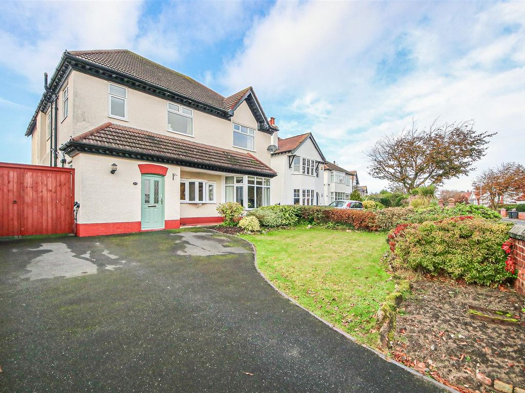 5 bed detached house for sale in Osborne Road, Ainsale, Southport PR8