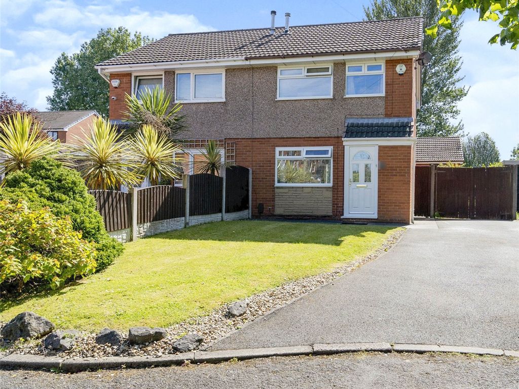 3 bed semidetached house for sale in Quakerfields, Westhoughton