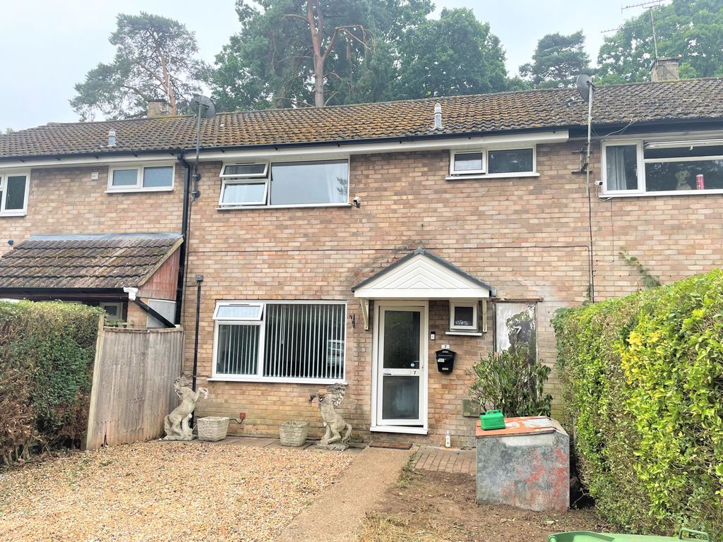 3 bed terraced house for sale in Apollo Drive, Bordon GU35 Zoopla