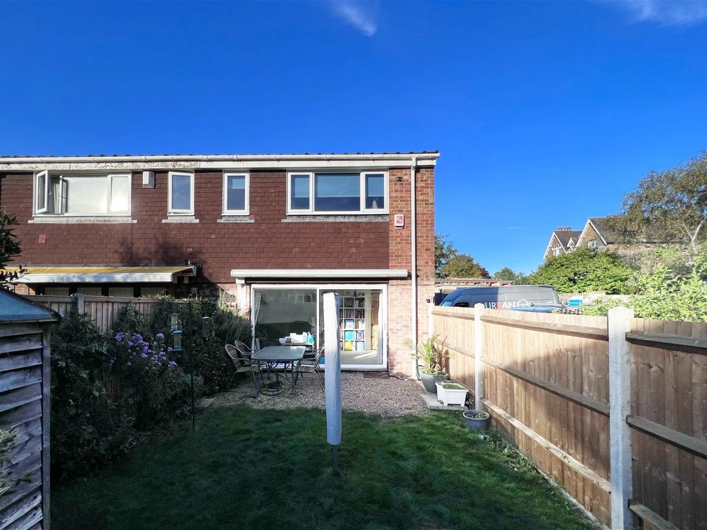 2 bed semidetached house for sale in Whitstable Close, Beckenham BR3