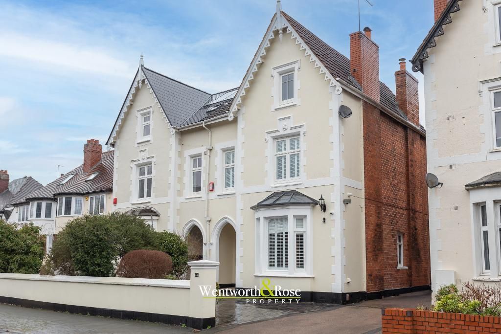 4 bed semidetached house for sale in Wentworth Road, Harborne