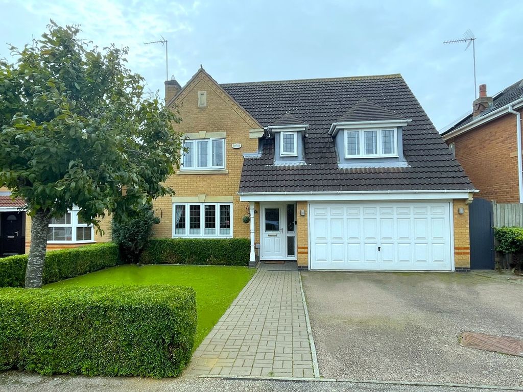 4 bed detached house for sale in Woodgate Road, Wootton, Northampton
