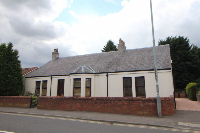 5 bed detached bungalow for sale in Station Road, Cardenden, Lochgelly