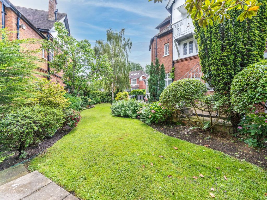6 bed semidetached house for sale in Heathfield Park, Willesden Green, London NW2 Zoopla