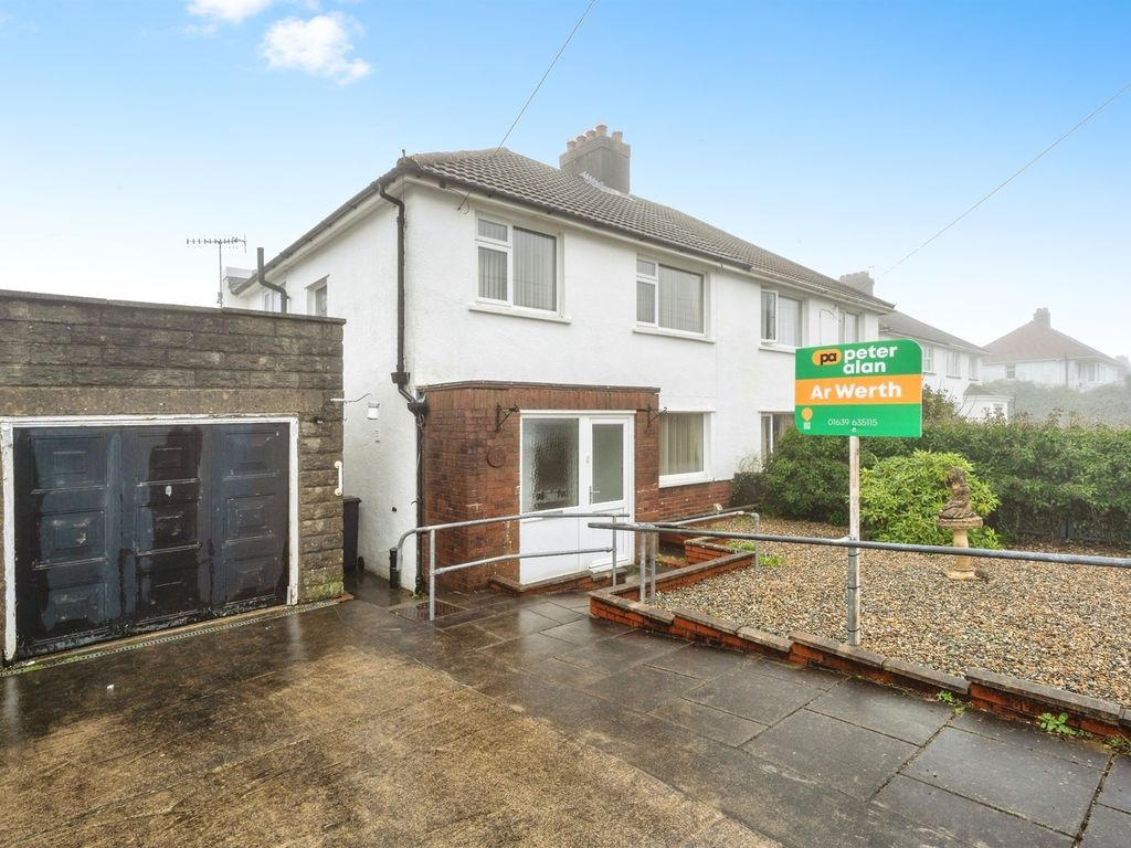 4 bed semidetached house for sale in Sycamore Avenue, Cimla, Neath SA11, £190,000 Zoopla