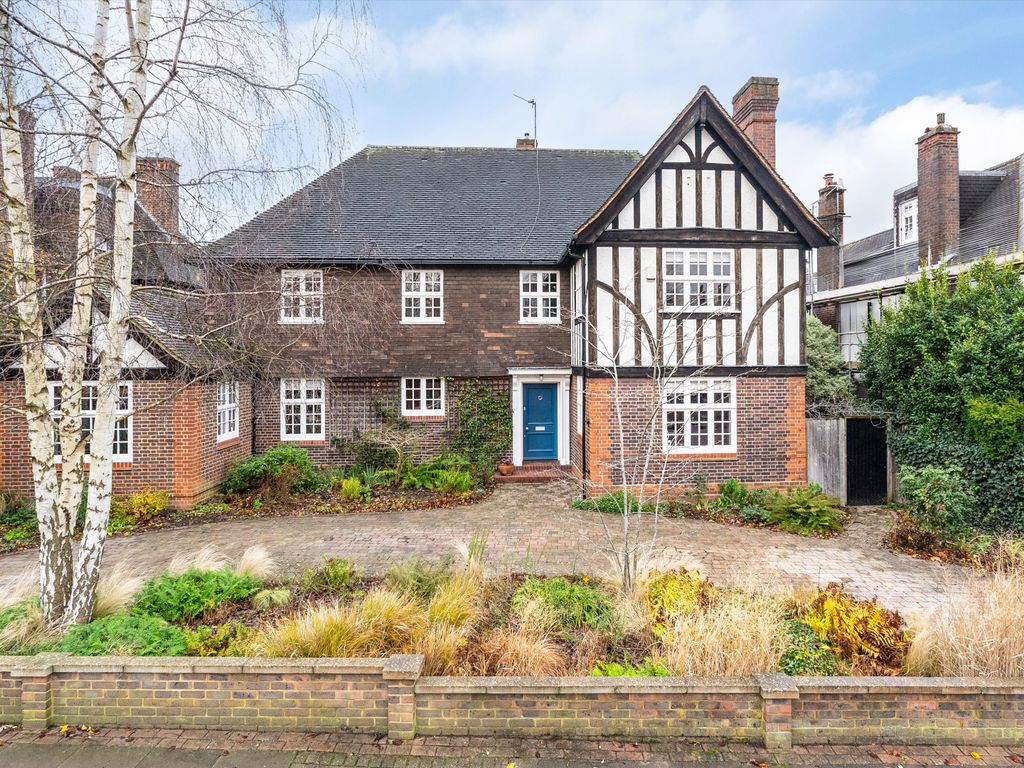 5 bed detached house for sale in Dover Park Drive, London SW15, £