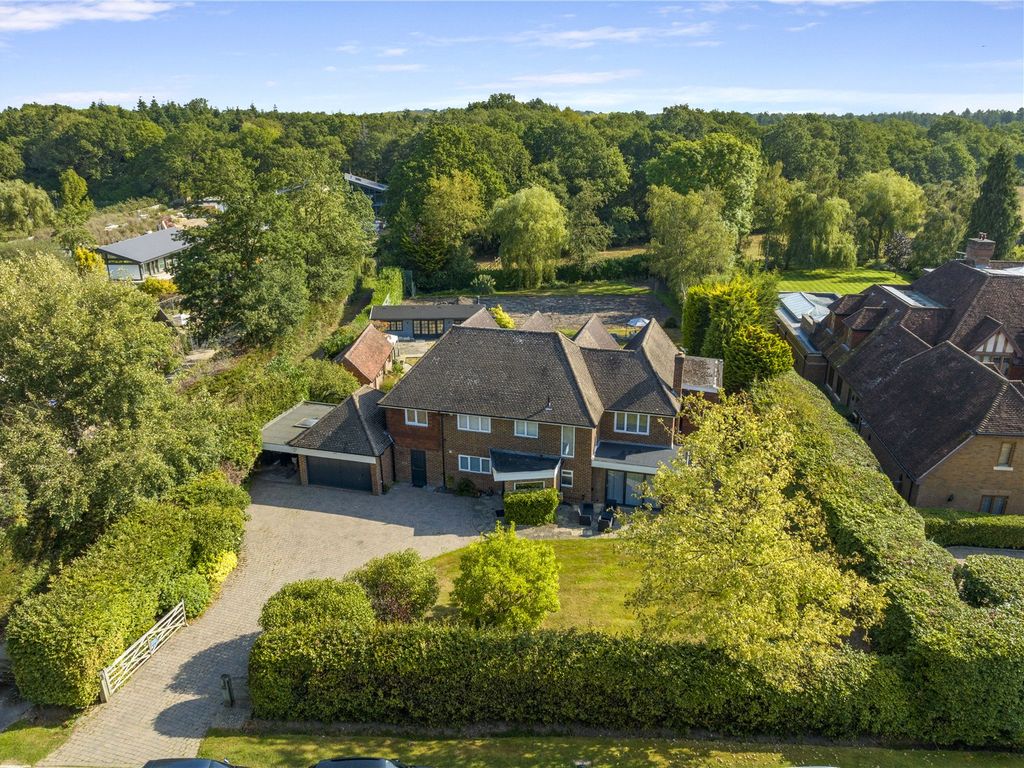 6 bed detached house for sale in Princes Drive, Oxshott, Leatherhead
