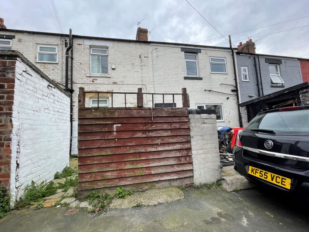 2 bed terraced house for sale in 21 South Row, Eldon, Auckland