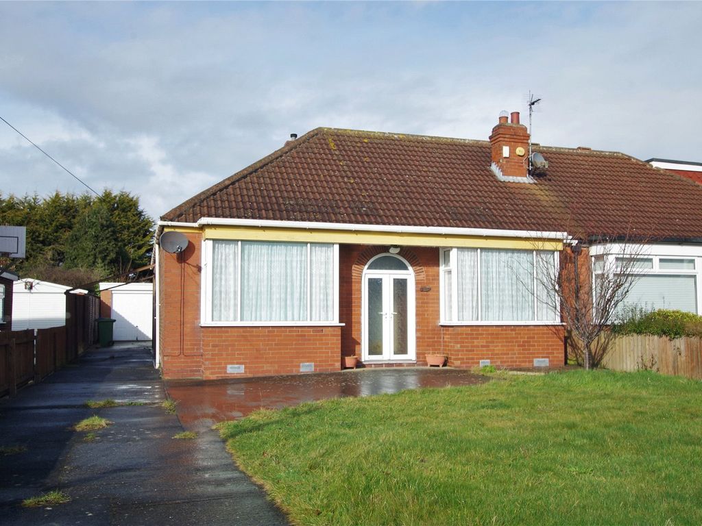 2 bed bungalow for sale in Main Road, Bilton, Hull, East Yorkshire HU11