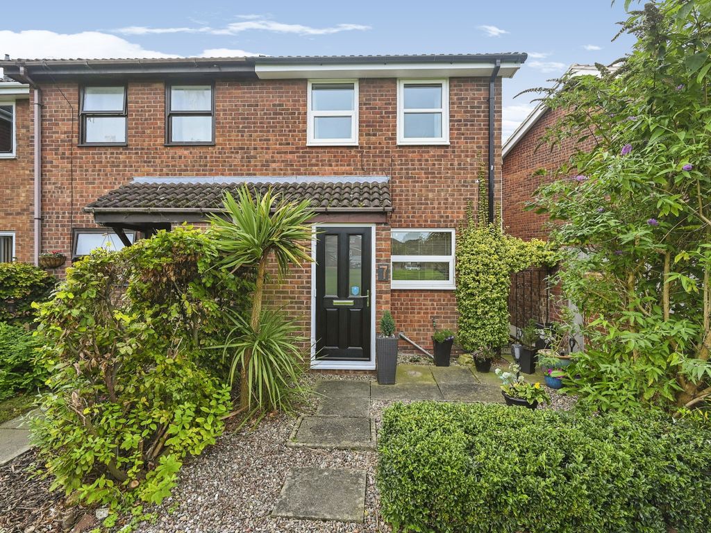 2 bed semidetached house for sale in Brindley Walk, Derby DE24, £