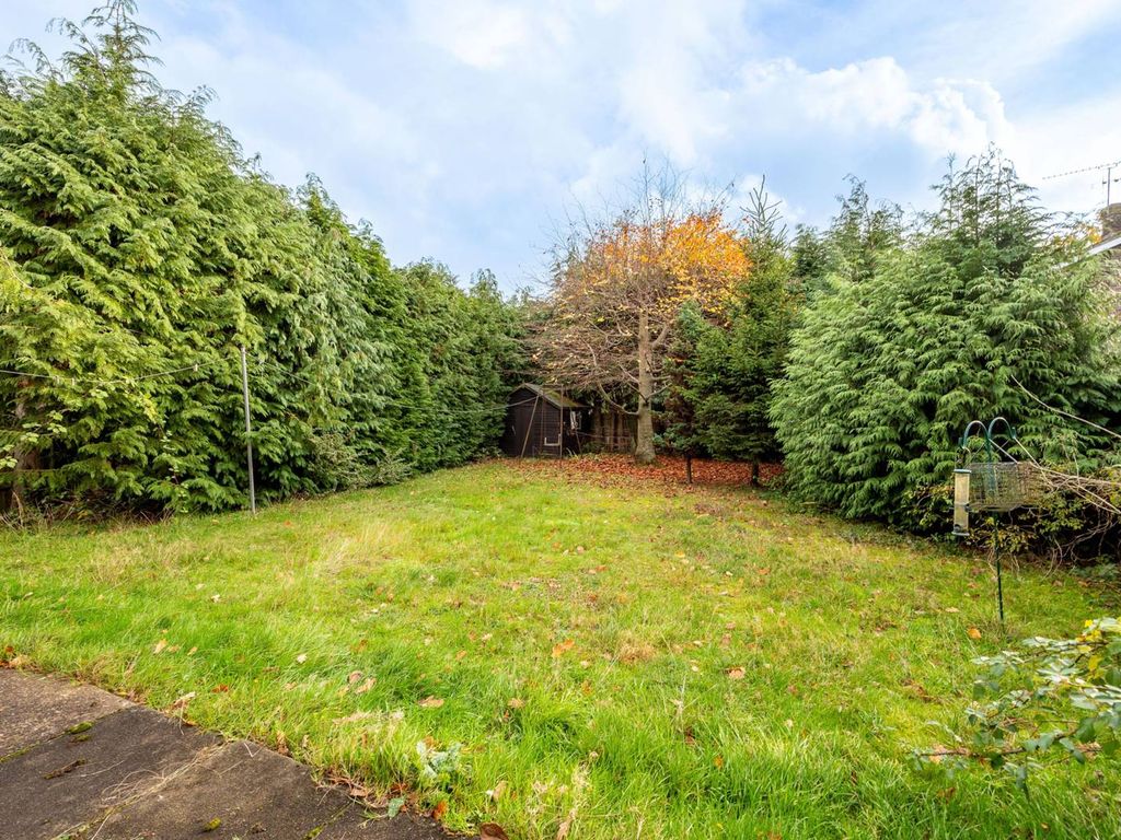 Beacon Hill, Woking GU21  