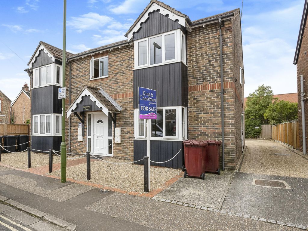 2 bed flat for sale in Guilden Road, Chichester PO19 Zoopla