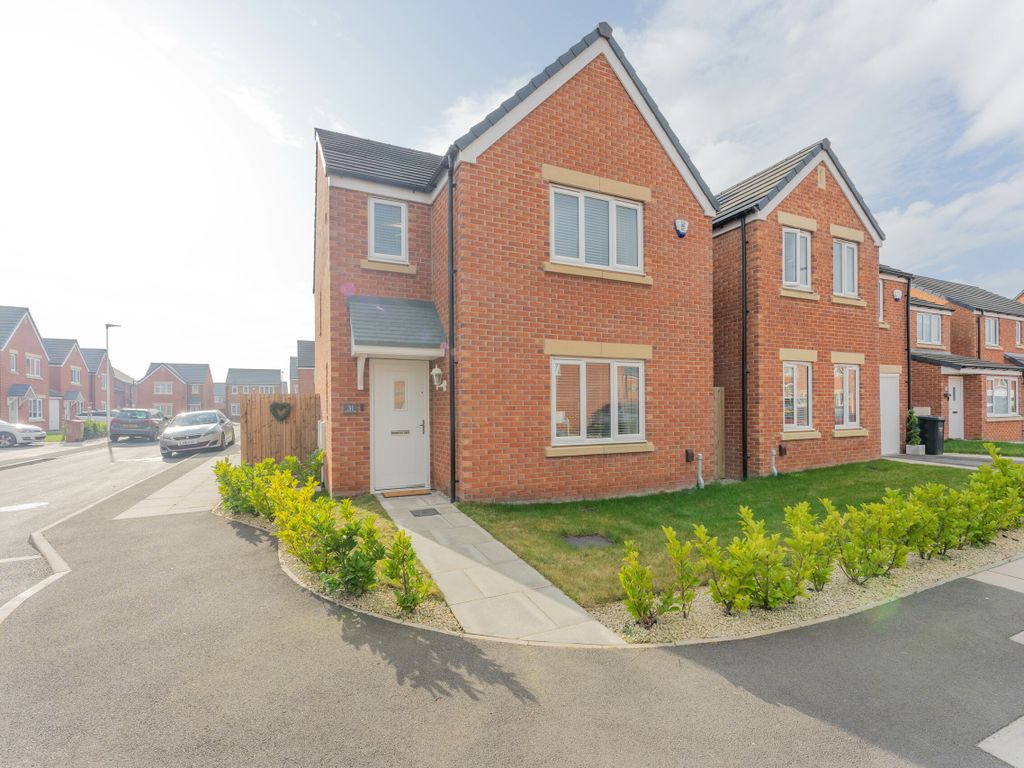 3 bed detached house for sale in Heron Way, Maghull, Liverpool