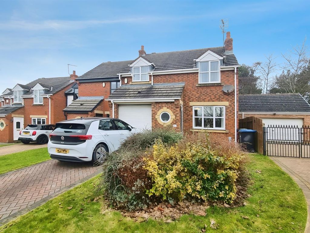 3 bed end terrace house for sale in Westcott Drive, Auckland Park