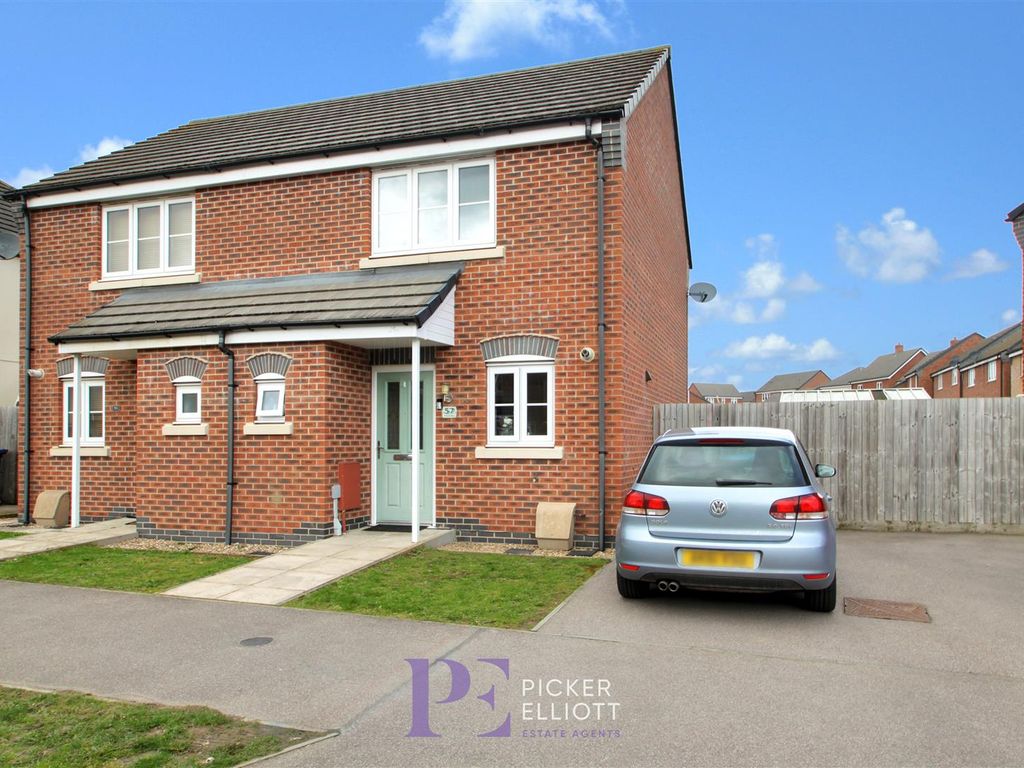 2 bed semidetached house for sale in Kinross Way, Hinckley LE10 Zoopla
