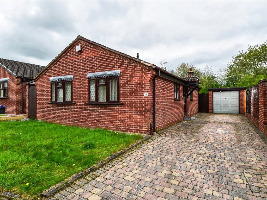 3 bed bungalow to rent in Newton Close, Redditch, Worcestershire B98