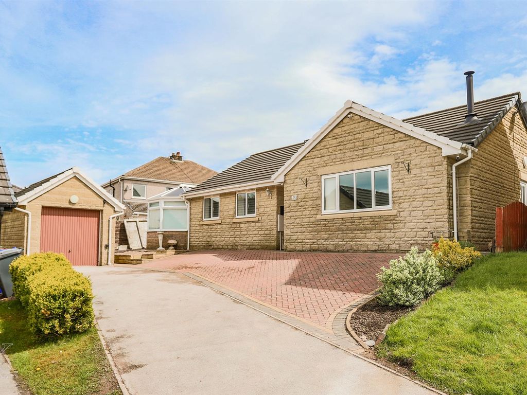 3 bed detached bungalow for sale in Longridge Heath, Brierfield, Nelson