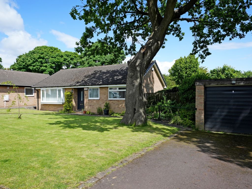 3 bed detached bungalow for sale in James Andrew Crescent, Greenhill S8