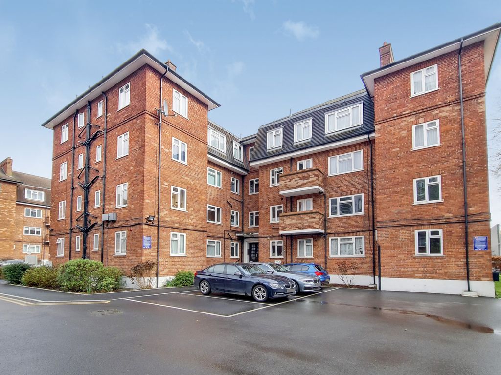 2 bed flat for sale in North End Road, Wembley HA9 Zoopla
