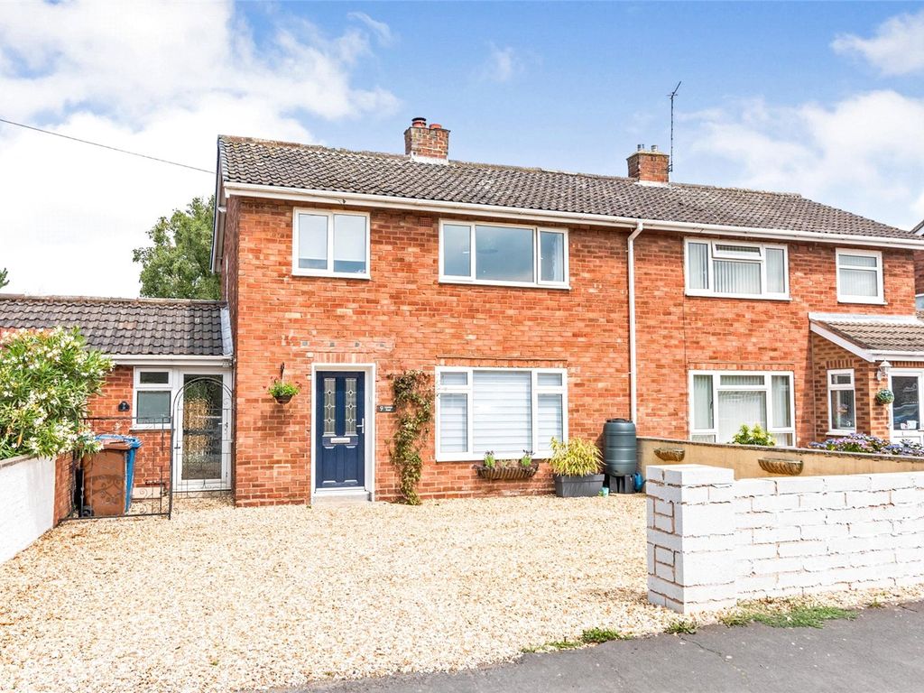 3 bed semidetached house for sale in Oakfield Road, Alrewas, BurtonOn