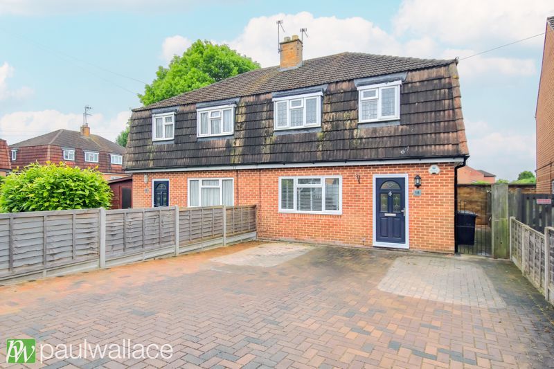3 bed semidetached house for sale in Cobham Road, Ware SG12, £499,995