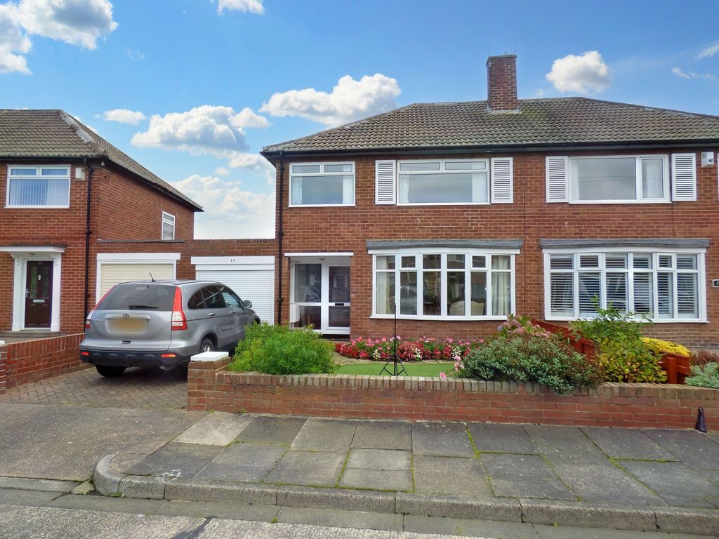 3 bed semidetached house for sale in Campsie Crescent, North Shields