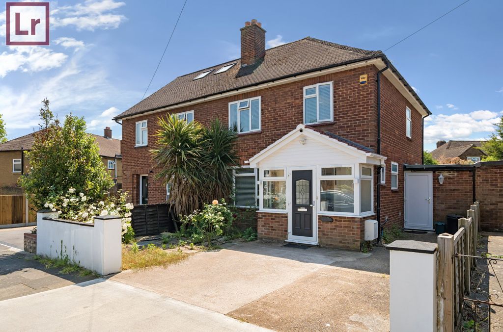 3 bed semidetached house for sale in Stafford Road, Ruislip, Middlesex